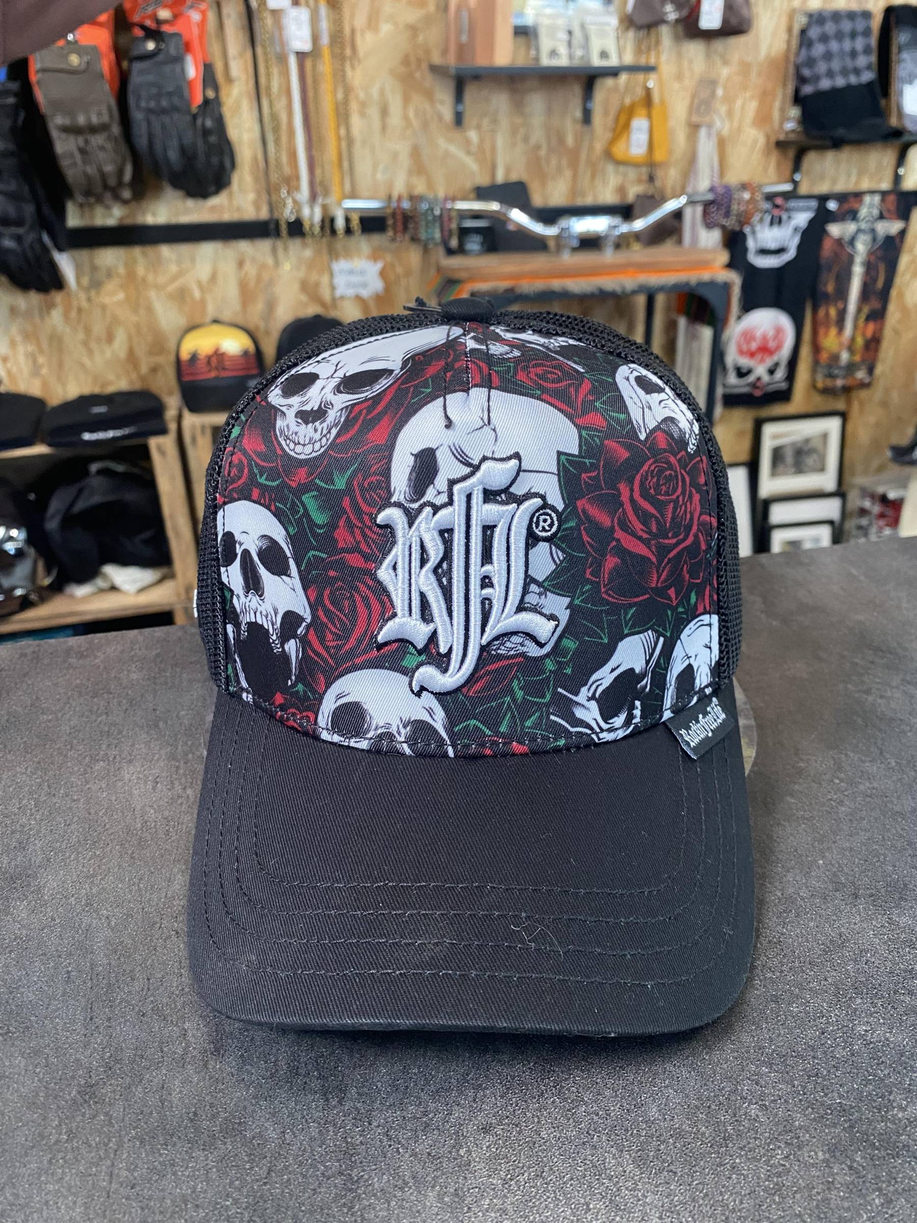 CASQUETTE SKULL'N RED ROSES / ROCK'NFREELIFE